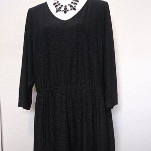 NWT Black Dress V-Neck Knee Length LB Size 18/20